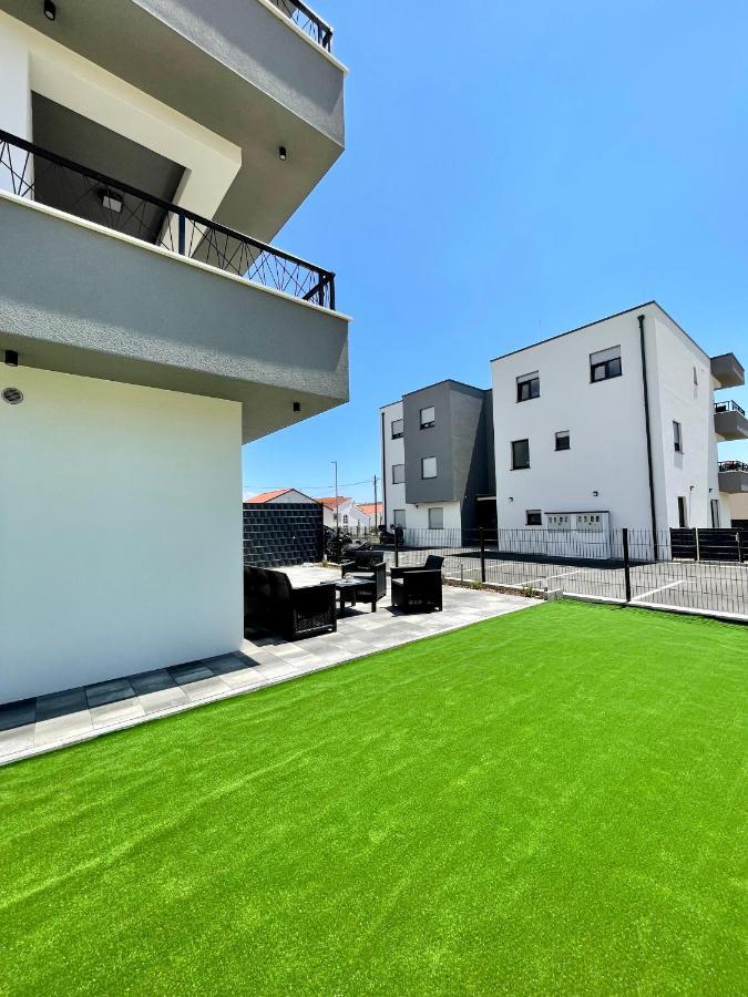 Apartments Maya & Tina Trogir Eksteriør bilde